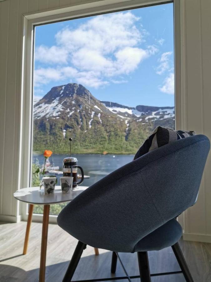 Waterfront Senja Apartment Torsken Exterior photo