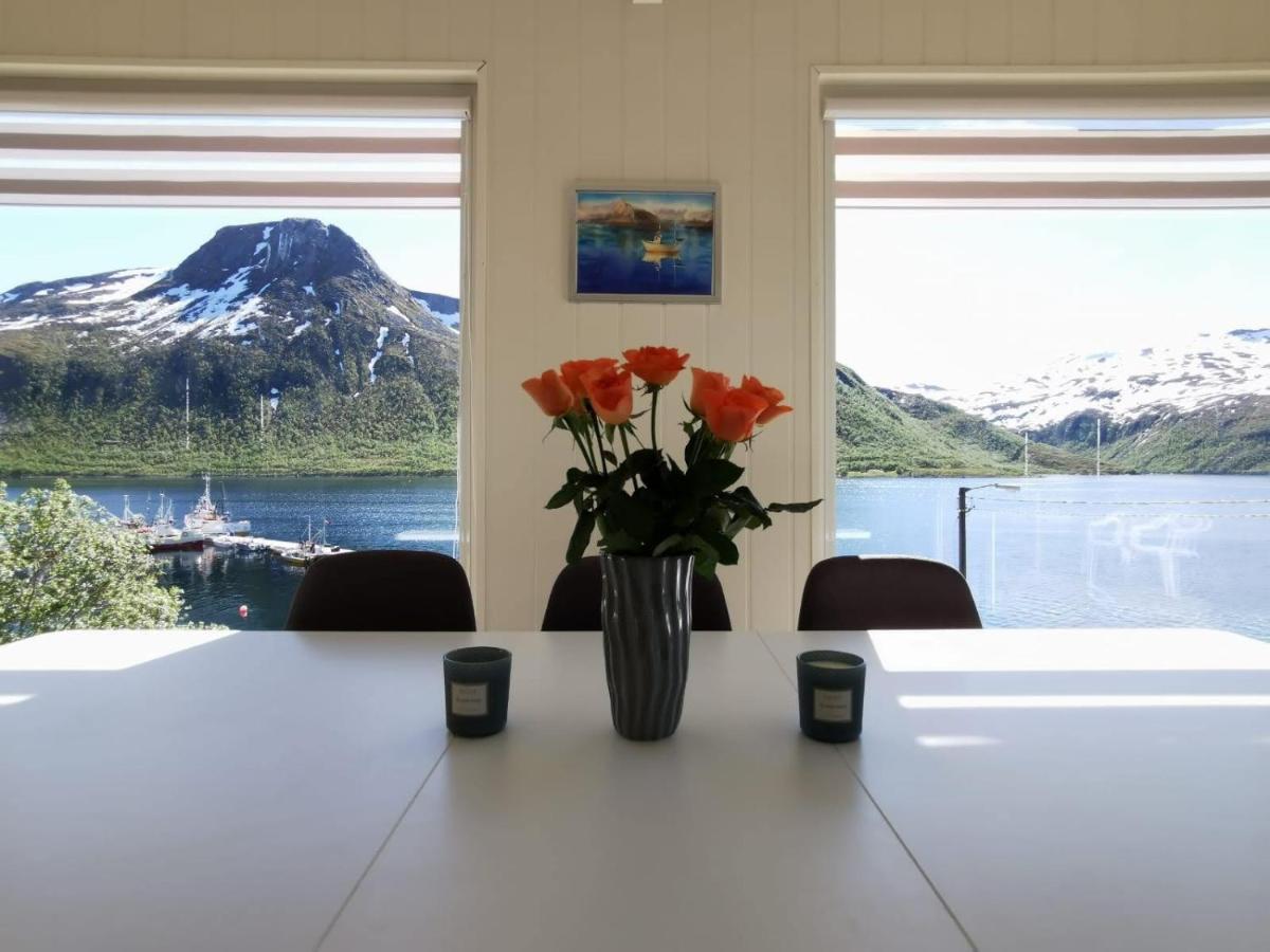 Waterfront Senja Apartment Torsken Exterior photo