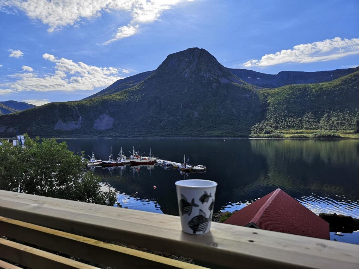 Waterfront Senja Apartment Torsken Exterior photo